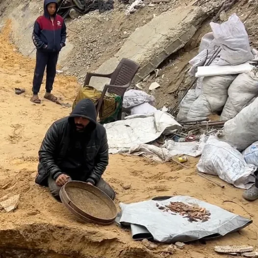 In Gaza, One Man Is Searching for the Remains of His Family With a Flour Sifter